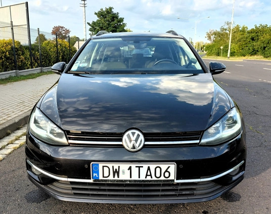 Volkswagen Golf cena 48900 przebieg: 211000, rok produkcji 2018 z Wrocław małe 211